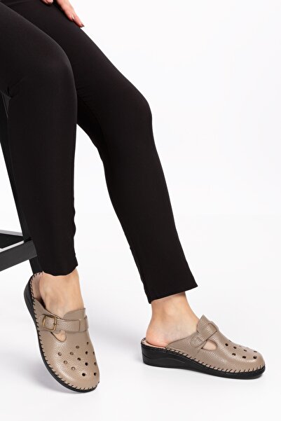 Akgün Terlik Дамски ортопедични удобни чехли Sabo от естествена кожа от норка