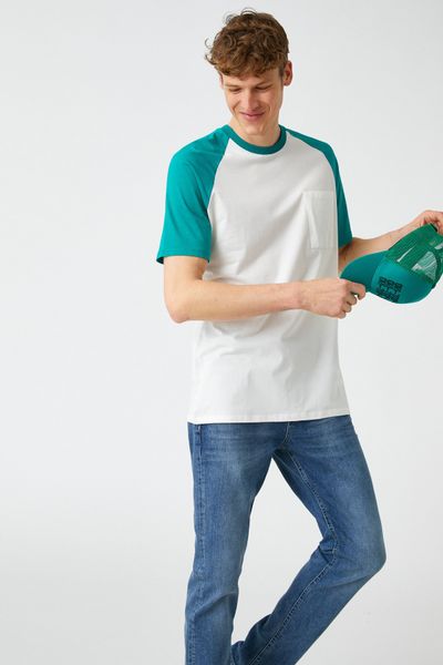 Raglan sleeve T-shirt - PULL&BEAR