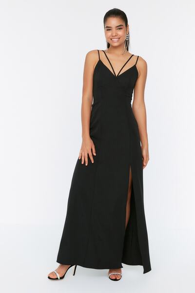 Trendyol Collection Dlouhé černé večerní šaty - střih do A a detail zad TPRSS22AE0092