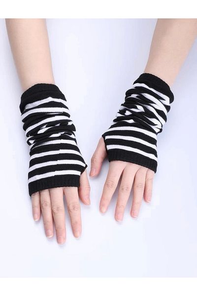 EFBUTİK Black and White Striped Sleeve