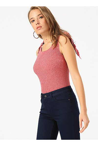 House Of Camellia Sıfır Kol Gül Kurusu Kadın Kazak