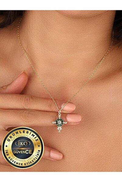 Crassula 14 Ayar Altın Kaplama 925 Ayar Gümüş Trapez Haç Kolye