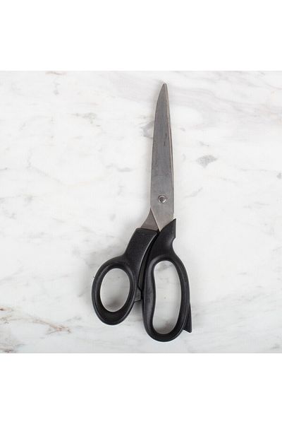 Yabalı Titanium Series Black Scissors with Plastic Handle Ybl - 070 \ Number 5