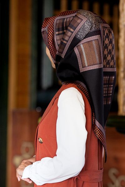 Vissona Γυναικείο Μεταξωτό Κασκόλ Twill 90x90 Μαύρο Μαύρο