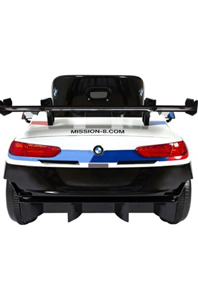 Rollplay Bmw M8 Gte Beyaz Akülü Araba