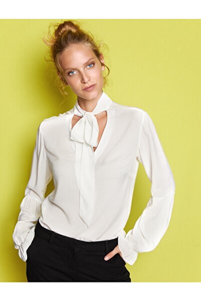 Koton Μπλούζα με λεπτομερή γιακά