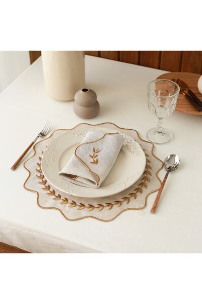 KM Home Collection 4lü Altın Yaprak Temalı %100 Keten Peçete 40 X 40 Cm