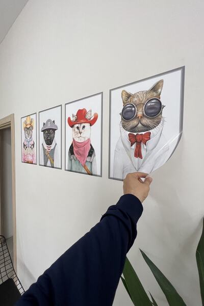 statik kağıt Çerçeve Görünümlü Statik Tutunma Özellikli 4 Lü Kediler 35 - 50 Cm