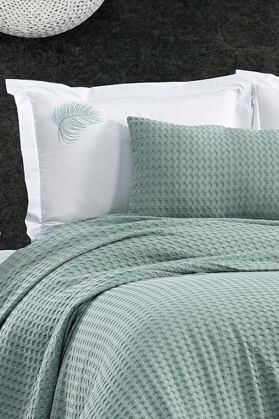 Minelya Home Collection طقم ملاءة مرنة مكون من 6 قطع ومجموعة بيكيه من القطن الأخضر المائي المزدوج المطرز