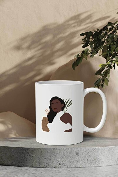 Gizeo Concept امرأة سمراء مجردة امرأة منقوشة القدح