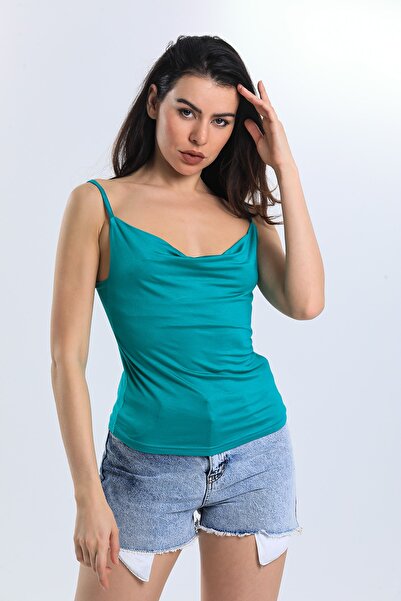 Elia Moda Women's Green Ruffle Collar Blouse