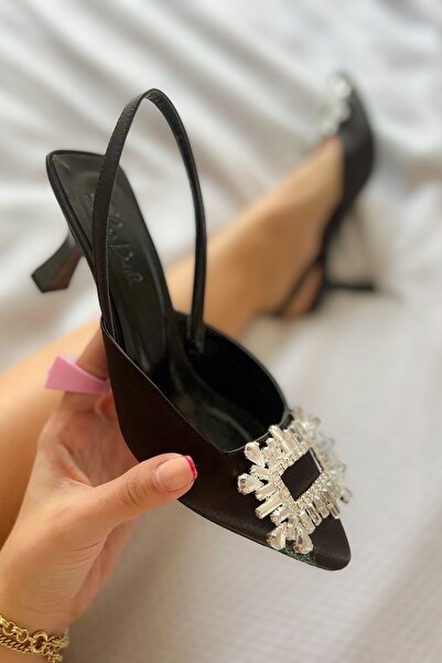 Shoebutik Quiero Black Satin Stoned Stiletto deschis