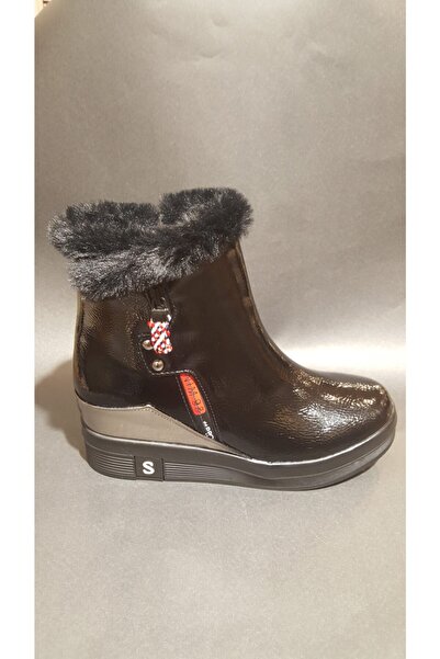 KRISTE BELL Kadın Siyah Fermuarlı Rugan Ayakkabı