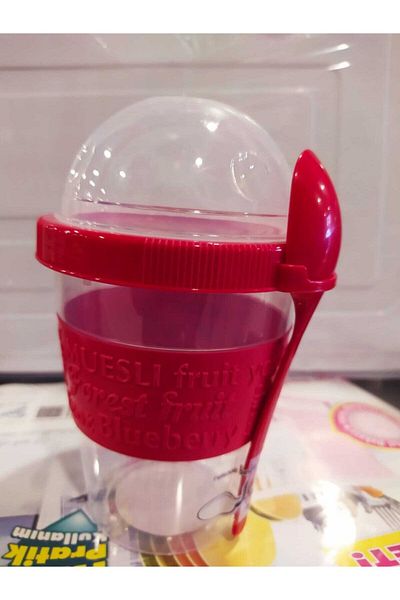 Titiz Red Plastic Yogurt Container - with Spoon
