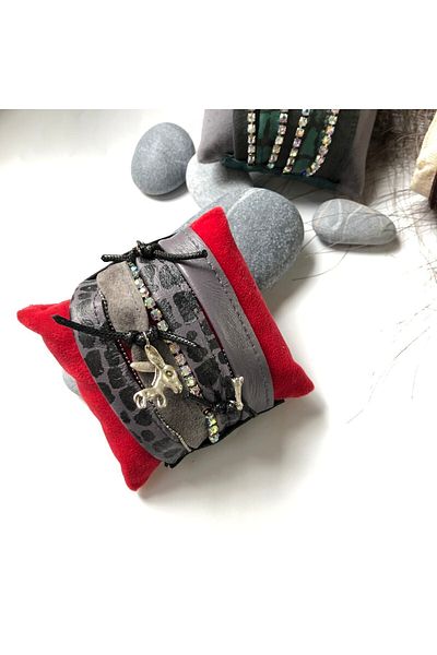 AGG TASARIM Gray Leather Bracelet with Stones