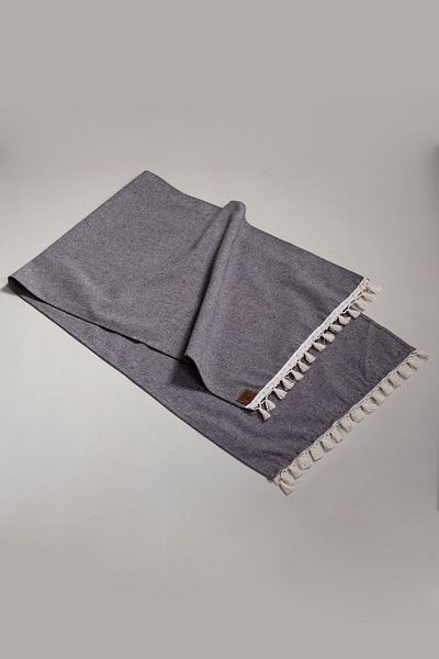 vivamaison Кафяв обикновен памучен плат с пискюли 45x150 см покривка за маса