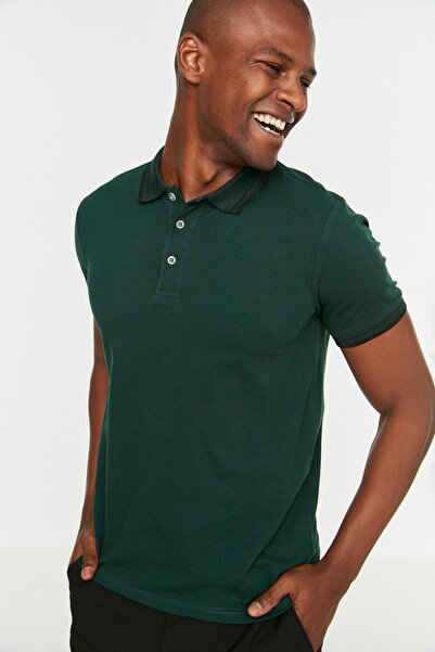 Trendyol Collection Poloshirt - Grün - Slim Fit