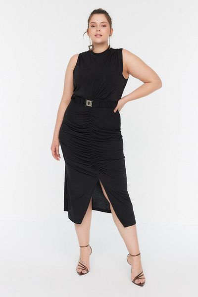 Trendyol Curve Black Belted Drape and Slit Knitted Dress TBBSS22AH00008