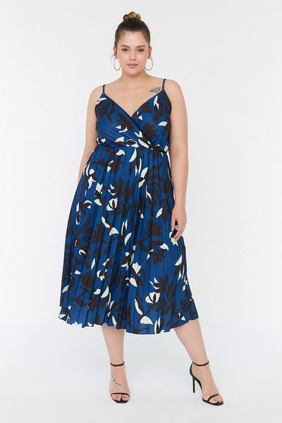 Trendyol Curve A-Line Blue Floral print Πλεκτό καλοκαιρινό φόρεμα με διπλό γιακά - TBBSS22AH00000