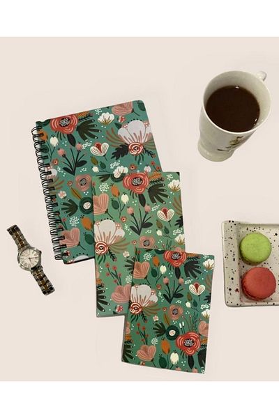 AKILLICA Green Flower Patterned Set of 3 - Timeless Agenda and Planner Notebook, Unlined Notepad