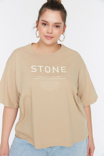 Trendyol Curve T-shirt z dzianiny z nadrukiem taupe TBBSS22TS1656