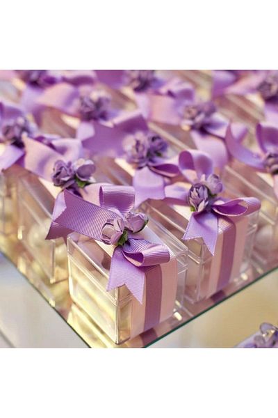 Aker Hediyelik 26 Pieces Plexi Box