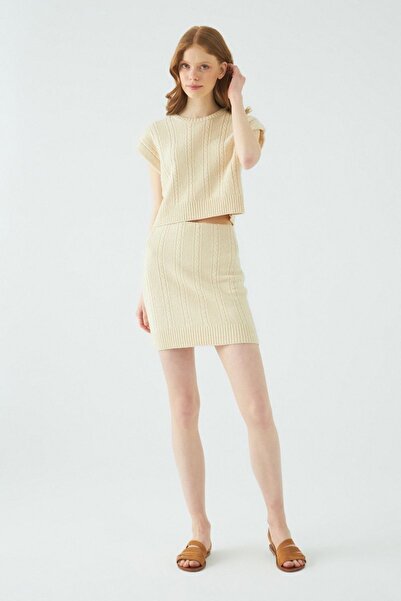 JU Beżowy, pleciony top z dzianiny bez rękawów