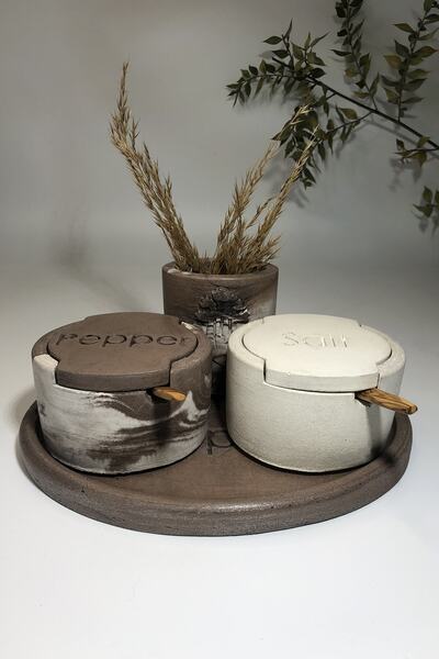 RocArt Home مجموعة شاكر ملح وفلفل الكرفس (مع ملعقة)