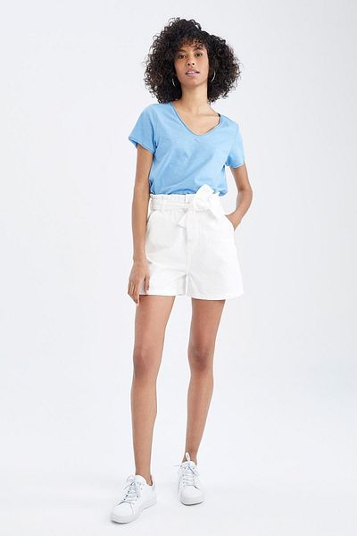 DeFacto Regular Fit V-Neck Short Sleeve 100% Cotton T-Shirt