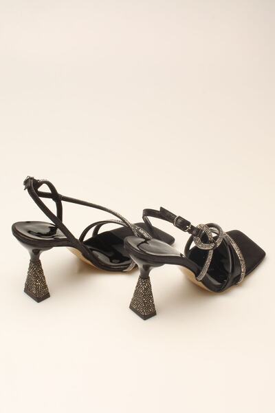 ROVIGO Black Patent Leather Stoned Women's Heels