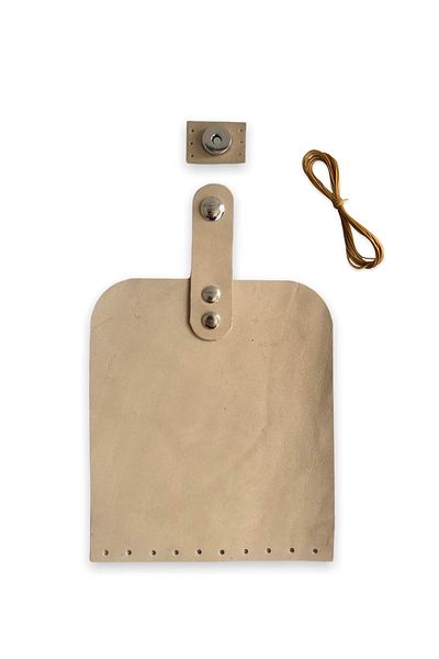 alfa tasarım atölyesi Genuine Leather Magnet Bag Cover - Mobile Phone Cover 14x12 Cm Bone