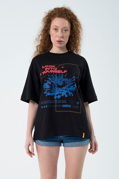 Eazy Co Eazy Black Look Into Unisex Extra Oversize Printed Short Sleeve T-shirt