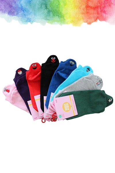 socksbox Set of 8 Smiling Emoji Rainbow Socks