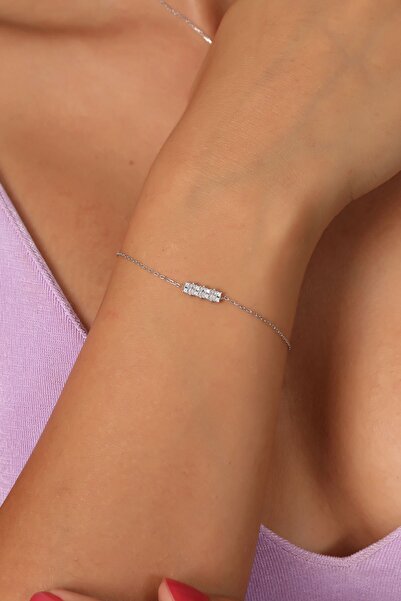 Bilsen Store 925 Ayar Gümüş Rodium Kaplı Beyaz Zirkon Taşlı Dikdörtgen Bileklik