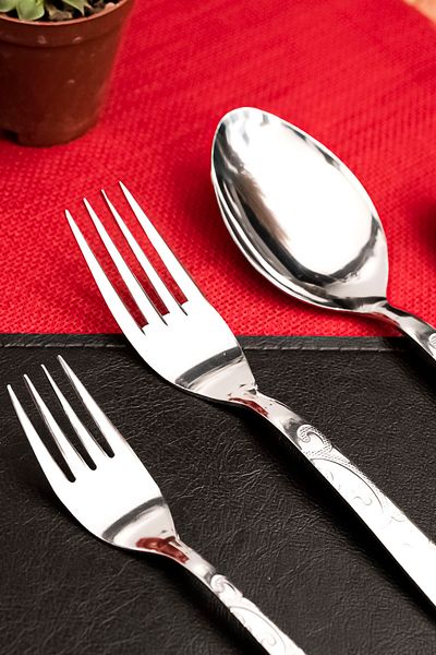 Milea 60 Pieces 12 Person Spoon Fork Set Ivy