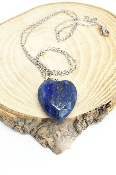 axexuar Natural Stone Pendant with Heart Motif 316