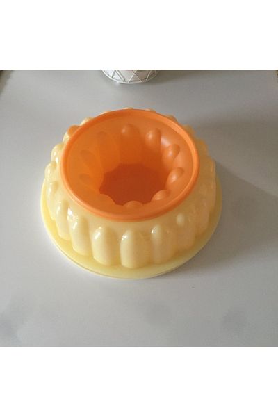 Tupperware قالب خدمة على شكل تاج الأميرة فيولا هوم