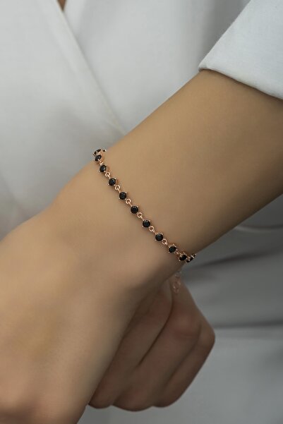 Nereze 925 Ayar Gümüş Rose Sıralı 3 Mm Siyah Taşlı Bileklik