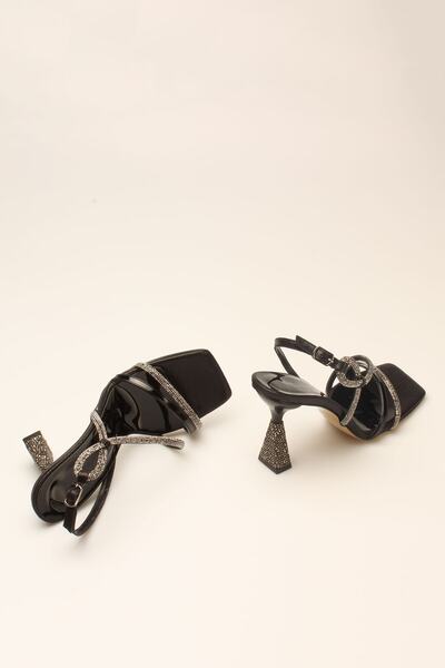 ROVIGO Black Patent Leather Stoned Women's Heels