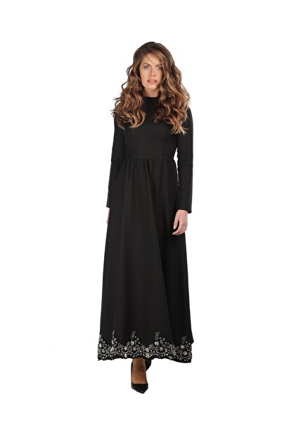 Kübra Tekin Fiona Etek Ucu Işlemeli Siyah Elbise