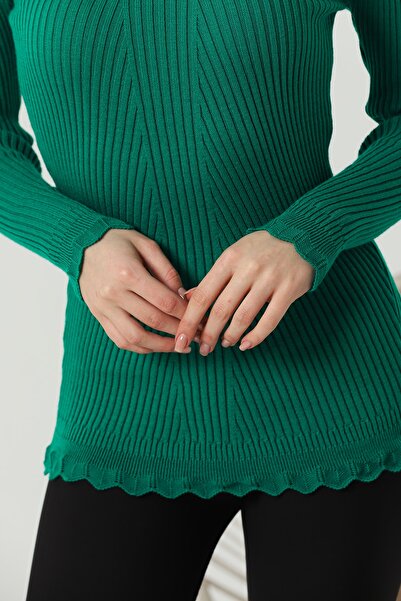 VEGENZE Pulover de damă verde cu mâneci și guler din dantelă cu volane