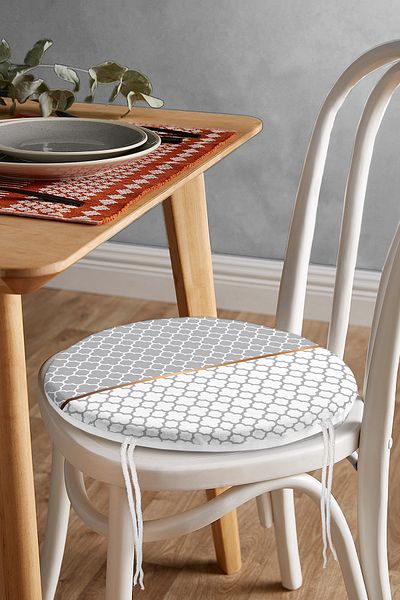 Realhomes Gray & White Ogea Patterned Digital Printed Round Zippered Chair Cushion