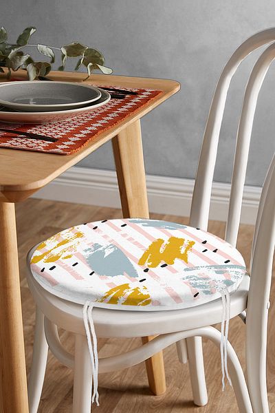 Realhomes Round Zippered Chair Cushion with Water Colored Pink Side Line Motif on White Background