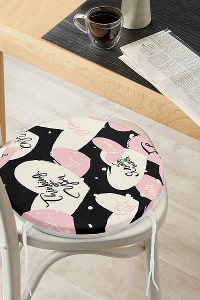 Realhomes Valentine's Day Themed Special Design Digital Printed Modern Round Zippered Chair Cushion