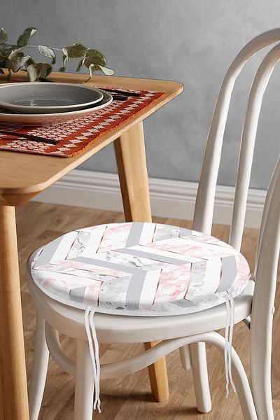 Realhomes Round Zippered Chair Cushion with Marble Floor and Geometric Design