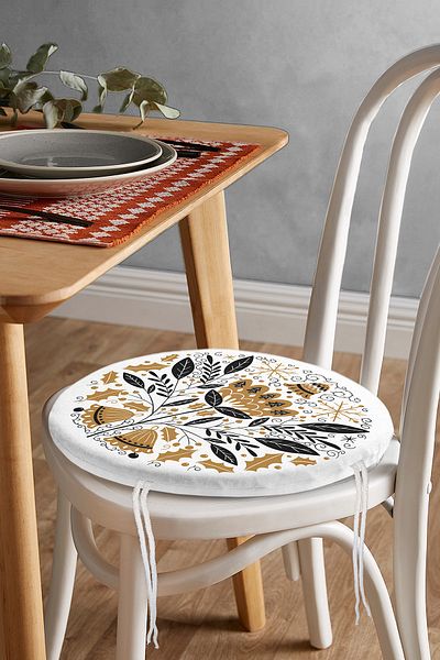 Realhomes Merry Christmas Themed Digital Printed Modern Round Zippered Chair Cushion