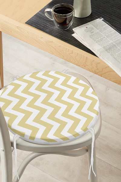 Realhomes Zigzag Pattern Digital Printed Round Zippered Chair Cushion