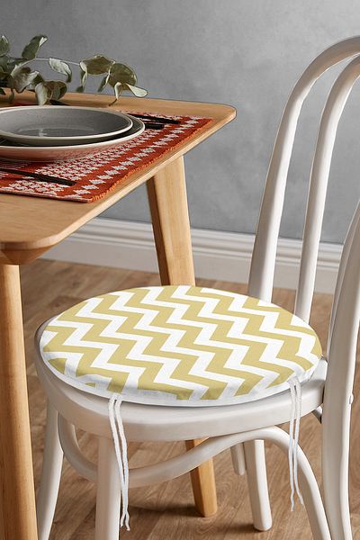 Realhomes Zigzag Pattern Digital Printed Round Zippered Chair Cushion