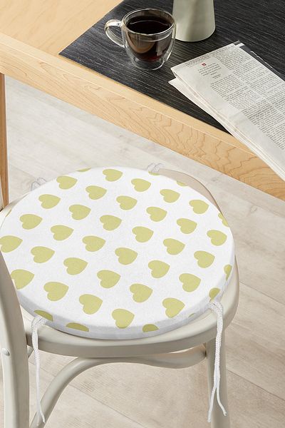 Realhomes Heart Pattern Digital Printed Round Zippered Chair Cushion