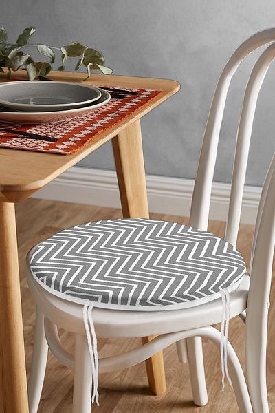 Realhomes Gray Zigzag Themed Digital Printed Modern Round Zippered Chair Cushion